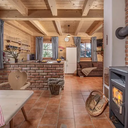 Charmante Berghuette Nyaraló *