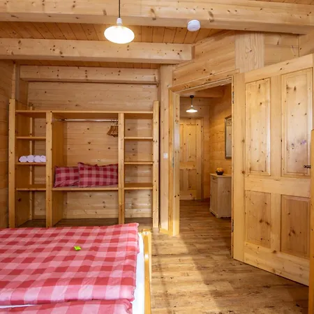 Charmante Berghuette Tatil Evi