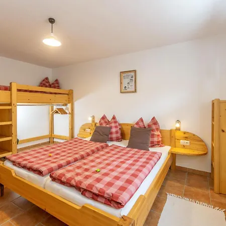 בית נופש Charmante Berghuette פרוגרן