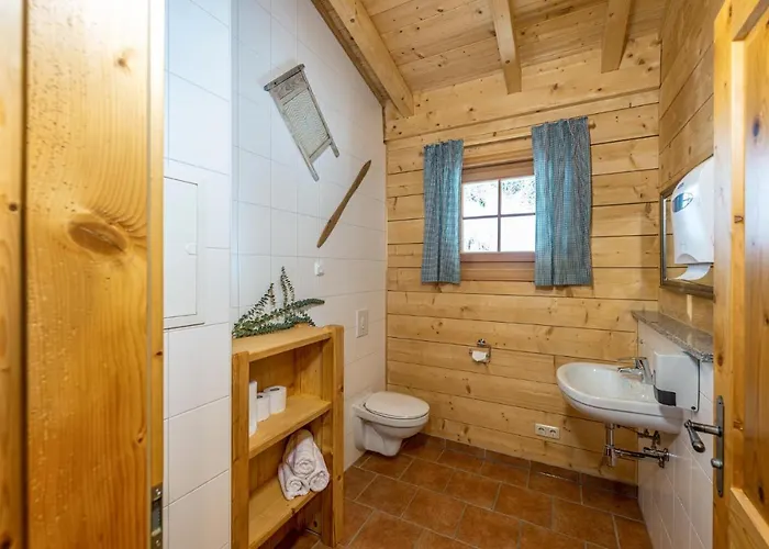 Ferienhaus Charmante Berghuette *