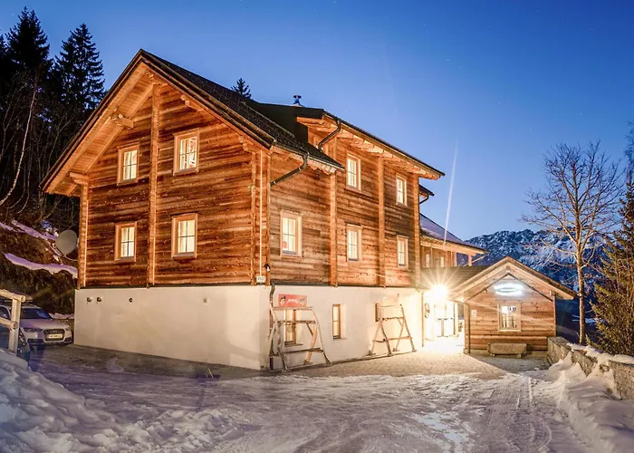 Holiday home Charmante Berghuette